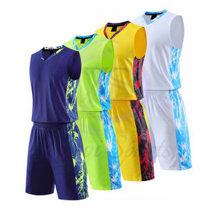 Créez votre propre ensemble d'uniformes de basket-ball avec impression par sublimation de haute qualité et meilleur fournisseur personnalisé nouvel arrivage - Product Image 1