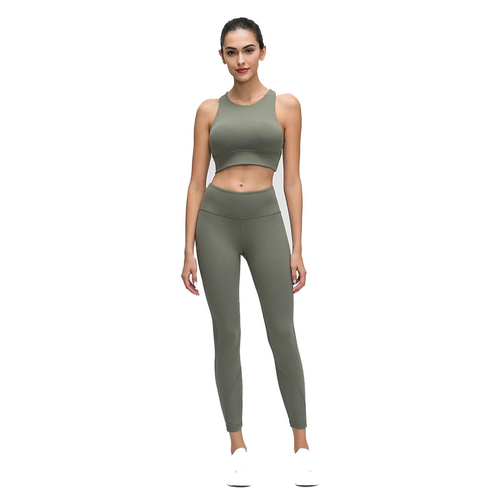 Best Price Low MOQ Solid Color Women's Yoga Set with Custom Front Logo High Waist Shorts Lightweight Training Wear