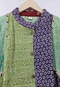 Chaqueta Kediya de algodón tejido Kantha indio hecha a mano, diseño acolchado bordado, tejido de punto transpirable, reversible, respetuoso con el medio ambiente - Product Image 3