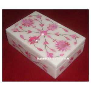 Boîte à bijoux rectangulaire en marbre blanc naturel et incrustations de nacre rose, très attrayante, utilisée pour la décoration intérieure et comme cadeau - Product Image 1