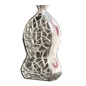 Vase en métal de style moderne en aluminium de qualité supérieure pour la décoration de la table de bureau de jardin à la maison disponible en gros pour le mariage - Product Image 6