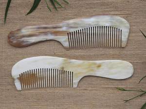 MEJORES PRODUCTOS POPULARES DE CALIDAD PEINES DE CABELLO DE CUERNO DE BUFALO PEINES CON MANGO DE CUERNO EN LA India con el mejor precio de Natural Creations Inc - Product Image 5