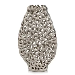 Floreros de metal de aluminio en plata Acabado Nueva última maceta de metal I Precio al por mayor Última novedad para la decoración del hotel en casa - Product Image 5