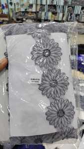 Tissu de dentelle brodée florale colorée avec des motifs complexes mode haut de gamme pour vêtements sacs chaussures - Product Image 2