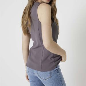 Chaleco de Lona Transpirable para Mujer con Cuello Camisero, Sin Mangas, con Bolsillos, Relleno de Algodón, Personalizable - Product Image 5