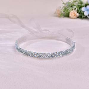 Cinturón de Novia Ajustable Bridella BS134L con Pedrería Blanca y Perlas para Bodas, Bailes de Graduación y Eventos Formales - Product Image 2