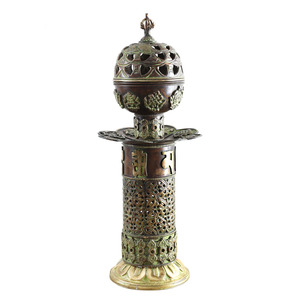 Quemador de incienso Bakhoor de latón de diseño moderno, soporte Dhoop Dani Bakhoor, soporte de incienso para quemador Loban para oficinas en el hogar y templos - Product Image 4