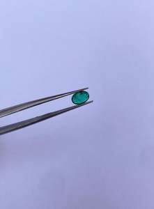 พลอยมรกตสีเขียวสดใส ของใหม่มาถึงแล้ว เครื่องประดับพลอยมรกตธรรมชาติ เกรดคุณภาพ ขนาด 5x7 มม. น้ำหนัก 0.54 กะรัต สำหรับแหวนหรูหรา - Product Image 4