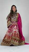 Tenue Naturelle Confortable pour Sorties Décontractées, Style Ethnique Tribal Vintage Kuchi Afghan, en Satin et Lin, avec Volants, Perles et Paillettes, Faite à la Main
