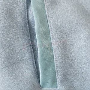Veste d'université en laine mélangée pour femmes avec manches en cuir synthétique et doublure douce Veste d'université légère pour femmes - Product Image 6