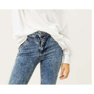 Maglione Hacci Casual da Donna Free People, Traspirante, Bianco, Taglia Grande, con Stampa Floreale Frontale, per Autunno e Inverno - Product Image 3