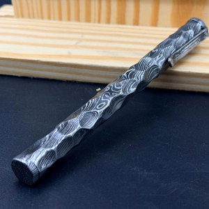 Pluma de Acero de Damasco Personalizada, Pluma de Lujo Hecha a Mano, Instrumento de Escritura Artístico para Regalo, Coleccionistas y Profesionales - Product Image 2