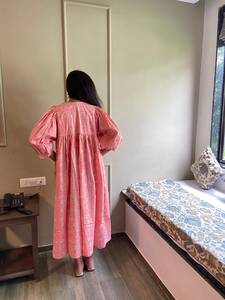 Robe longue d'été décontractée pour femme en coton tissé écologique lavable, imprimée à la main, motif floral bohème - Product Image 4