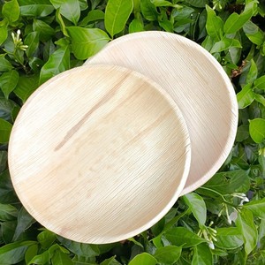 Juego de platos de hoja de palma respetuosos con el medio ambiente plato biodegradable vajilla para fiesta Catering hecho en Vietnam - Product Image 6