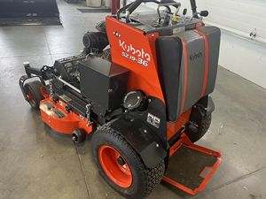 เครื่องตัดหญ้าดีเซล 4 จังหวะ รุ่น F2690 สำหรับงานอุตสาหกรรม พร้อมระบบปล่อยหญ้าด้านหลัง - Product Image 5