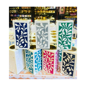 Elegante Quemador de Incienso de Madera y Semillas con Incrustaciones de Nácar para las Festividades Árabes de Ramadán y Eid - Product Image 5