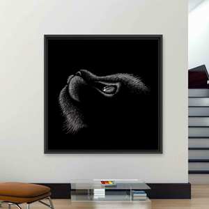 Impression sur toile élégante avec motif de chat : Art mural moderne, cadeau personnalisé, encadré noir - Product Image 1