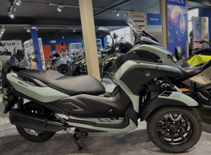Scooter de Tres Ruedas Yamaha Tricity 300 de 300 cc, Nuevo para Aventuras - Product Image 4