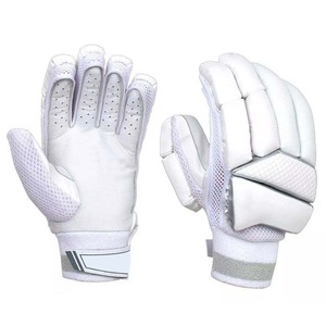 Guantes profesionales de cricket de alta demanda, cuero puro ligero disponible a precio mayorista - Product Image 1