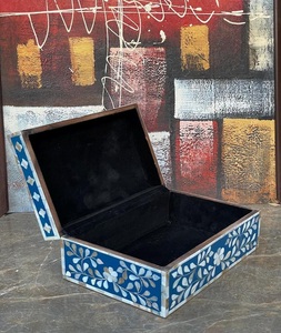 Boîte à bijoux en bois incrusté d'os de luxe sur mesure de haute qualité, boîte à bagues artisanale, rangement décoratif, fabricant en Inde - Product Image 2