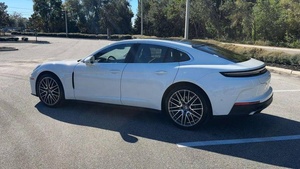 Nouvelle Porsche Pana-mera 2025 Voiture très propre et sans accident - Product Image 5