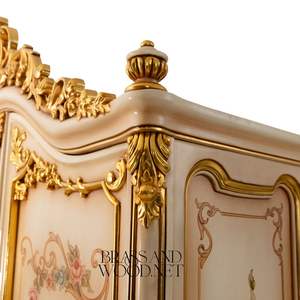 ตู้เสื้อผ้าสไตล์ฝรั่งเศสหรูหราสีเบจ พร้อมงานศิลปะลายดอกไม้เพ้นท์มือ ประดับด้วยทองคำเปลว และลวดลายแกะสลัก เหมาะสำหรับห้องแบบพระราชวัง - Product Image 6