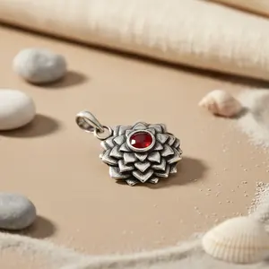 Collier pendentif fleur en argent 925 avec pierre précieuse grenat rouge plaqué rhodium, charme religieux, bijoux en platine - Product Image 1