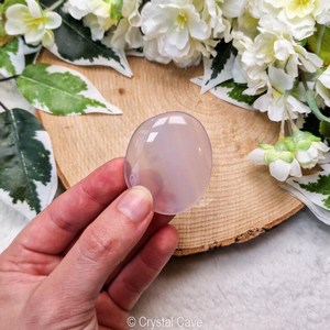 หินฟลูออไรต์สีชมพูรูปไข่เรียบหินปาล์มคริสตัลบำบัดหินอัญมณีฮวงจุ้ยสำหรับตกแต่งบ้าน - Product Image 5