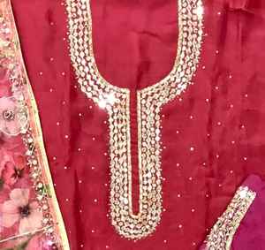 Trajes bordados a mano sin costuras de diseñador moderno para mujeres, moda india, fiestas de estilo tradicional - Product Image 2