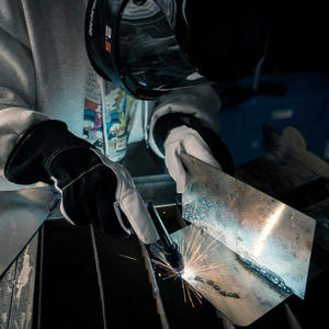 Gants de gréement en cuir de chèvre Gants de travail de protection industrielle avec une forte adhérence et des coutures renforcées BY AMAZING INDUSTRIES - Product Image 5