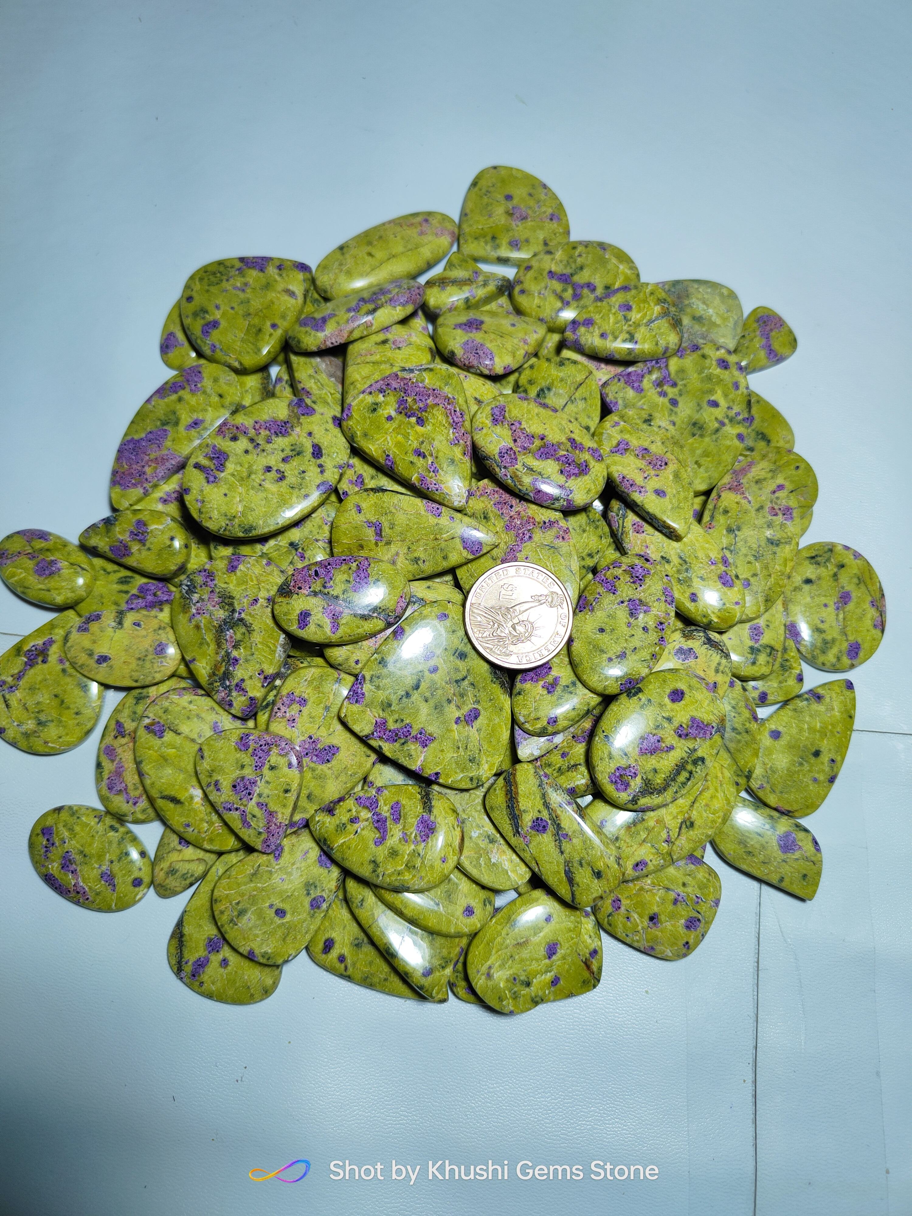 สีเขียว