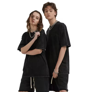 Camisetas y pantalones cortos con gráfico de logotipo personalizado para hombre, camisetas de gran tamaño para hombre, camiseta vintage desgastada con lavado ácido y pantalones cortos para hombre - Product Image 4