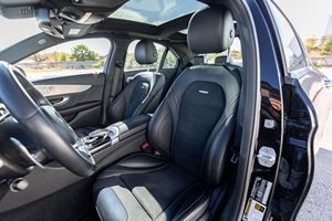 Mercedes-AMG C63 Sedán 2016 Usado, 13800 Millas, 1 Dueño, Motor V8 Twin-Turbo de 469 hp, Sin Modificar - Product Image 5