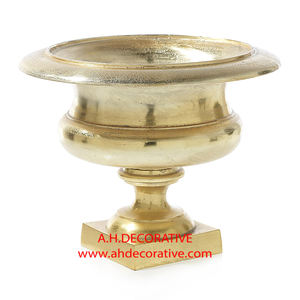 Vase urne à fleurs en aluminium plaqué or pour la décoration de table de mariage et la cuisine à domicile - Product Image 5