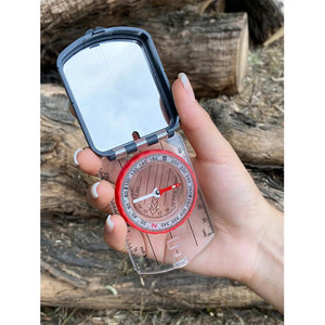 Bussola Pieghevole Professionale Wallis con Indicatori Notturni, Specchio e Cordino per Appendere - Product Image 3