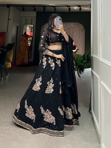 El último diseñador Georgette Bordado Secuencia Hilo Trabajo Lehenga Choli Por Fab Zone - Product Image 5