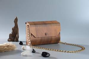 Pochette en bois avec grain naturel élégant pour accessoires féminins avec détails en résine exquis pour les soirées à bas prix - Product Image 4