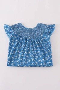 Vestido ahumado con estampado floral azul Traje elegante de verano para niñas con mangas con volantes y tela de algodón suave y ligera - Product Image 6