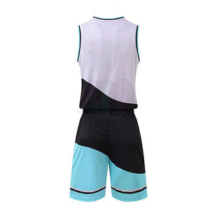 Uniforme de Baloncesto de Alto Rendimiento para Tallas Grandes, Conjunto Deportivo con Tela de Secado Rápido, Ligero, Opciones de Color Personalizadas para Equipos - Product Image 3