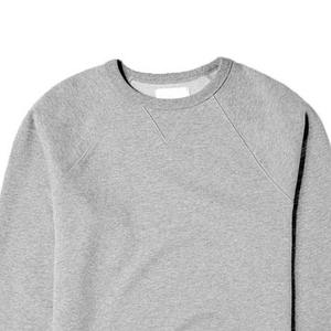 Sweat-shirt en coton pour homme à manches longues de haute qualité et abordable avec un design solide et un col rond personnalisé - Product Image 4