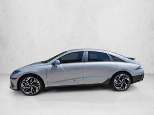 EN VENTE MAINTENANT ! IONIQ6 SEL RWD Sedan d'occasion 2025 - Product Image 3