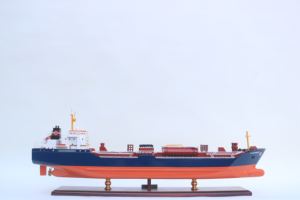 Modèle de voilier en bois artisanal écologique - Product Image 5