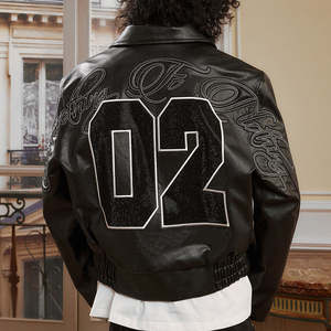 Chaqueta Bomber de Cuero sin Cuello Personalizada para Hombre, Primavera, Transpirable, Elegante, con Cierre, Bordado y Pedrería, Estilo Urbano - Product Image 1