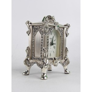 Nouvelle Arrivée Horloge de Bureau Mécanique Silencieuse en Métal - Design Moderne pour les Environnements Professionnels Améliorant l'Ordre et la Ponctualité - Product Image 1