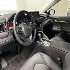 Toyota Camry 2023 Usado, Superventas, Automático de 8 Velocidades, 2.5L I4 DOHC 16Vp, Transmisión Automática de Venta Rápida con Garantía, Tracción Delantera - Product Image 4