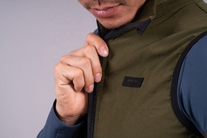 Chaleco informal de trabajo para exteriores para hombres y mujeres, chaqueta con cremallera sin mangas transpirable de lana Polar compuesta gruesa de invierno - Product Image 4