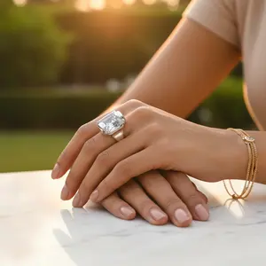 Bague en or rose plaqué, design géométrique tendance, zircone cubique avec technologie d'incrustation en émeraude, bijoux pour femmes, cadeau - Product Image 3