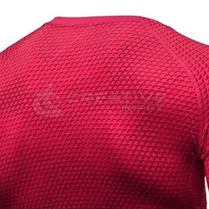 Estirable manga completa hombres Rash Guard rendimiento ligero ropa deportiva Rash Guard en Pakistán - Product Image 5