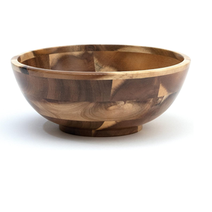 ชุดของขวัญสุดพิเศษ ชามไม้กระถินสำหรับเสิร์ฟสลัด ผลไม้ และของว่าง ขายส่งเครื่องใช้บนโต๊ะอาหารไม้พรีเมียมออร์แกนิกจากเวียดนาม - Product Image 4