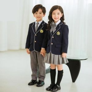 Blazer scolaire de haute qualité personnalisé OEM Nouvel arrivage d'uniformes scolaires au design élégant style automne-hiver à bas prix pour enfants - Product Image 3
